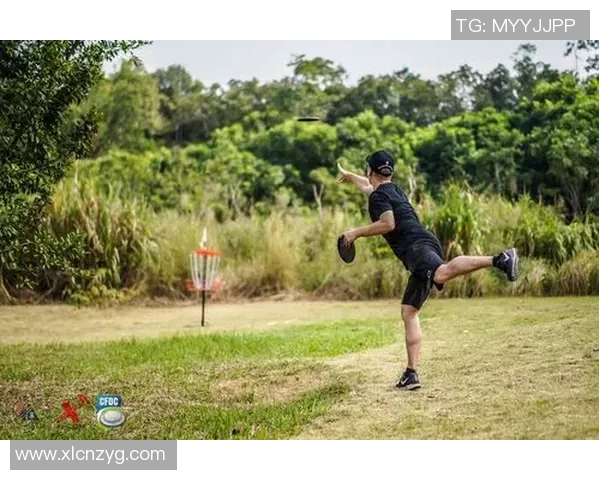 飞盘战术解析：上海飞盘队如何利用边路渗透撕裂防线MBA